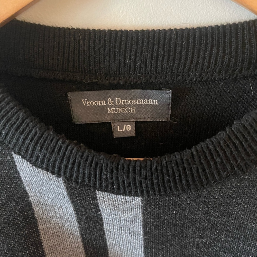 Vroom & Dreesman Black and Gray Crewneck Sweater - Picture 3 of 6
